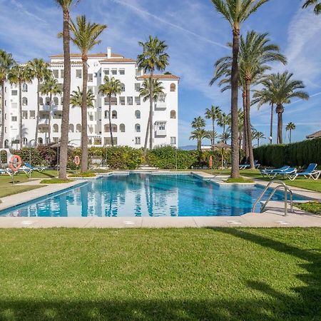 2261-Superb Apt On The Beach, On Duquesa Harbour Манилва Экстерьер фото