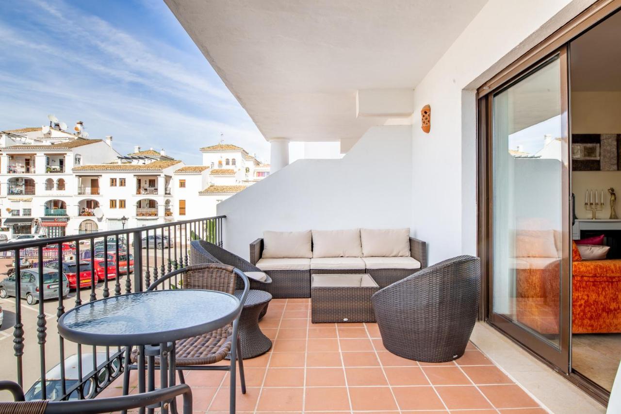 2261-Superb Apt On The Beach, On Duquesa Harbour Манилва Экстерьер фото